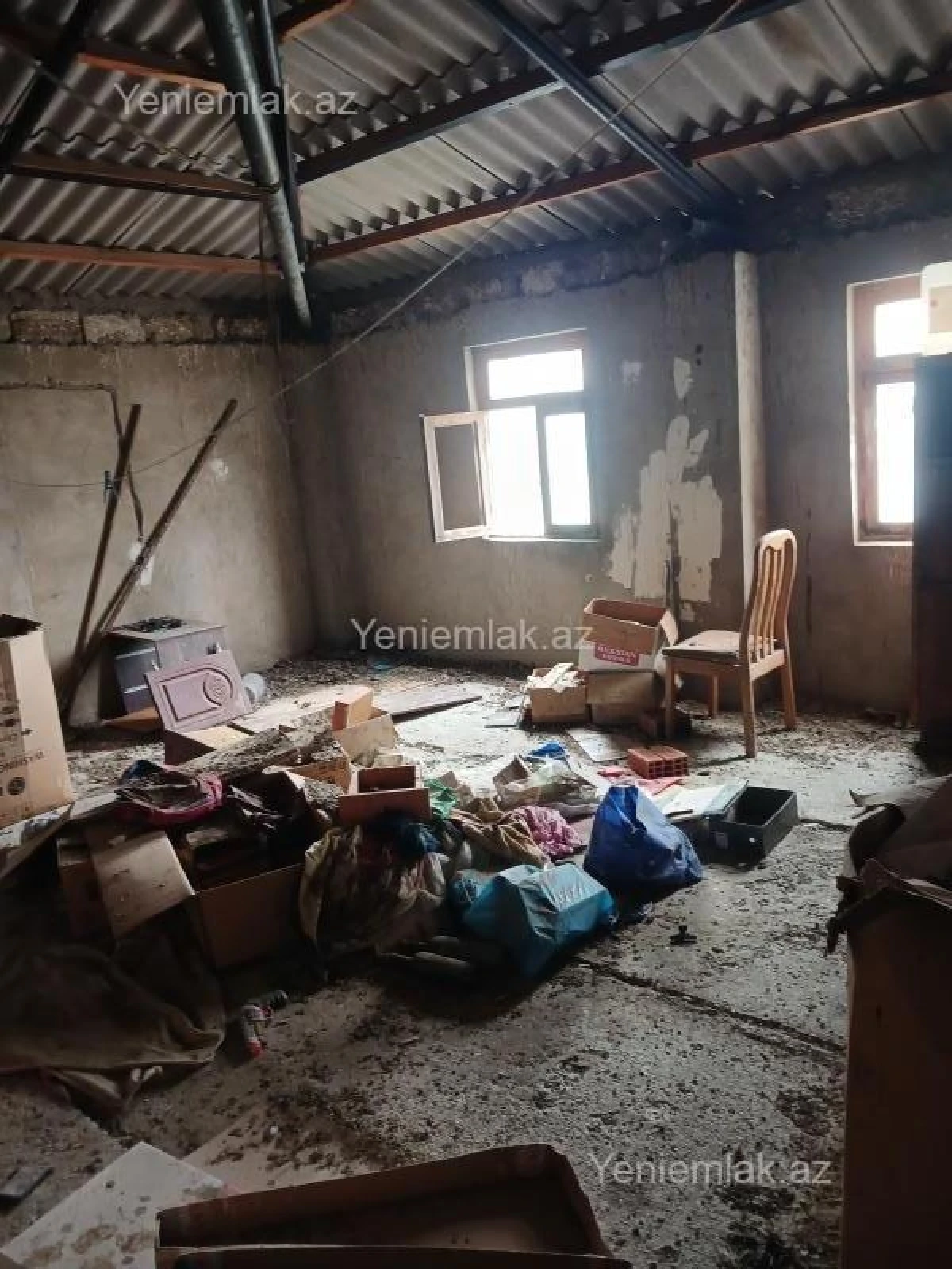 Satılır 1 otaqlı köhnə tikili 40 m²