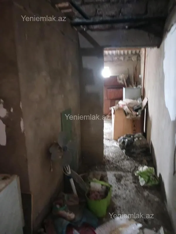 Satılır 1 otaqlı köhnə tikili 40 m²