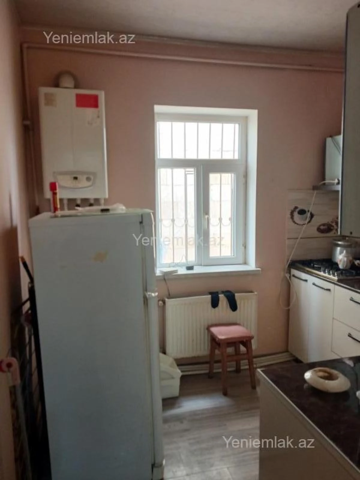 Satılır 1 otaqlı köhnə tikili 40 m²