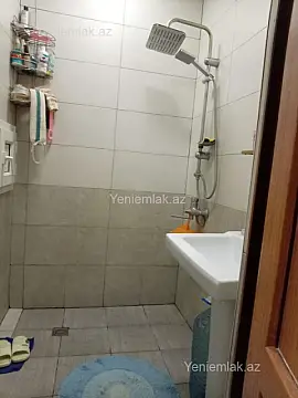 Satılır 2 otaqlı köhnə tikili 40 m²