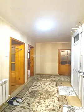 Satılır 4 otaqlı köhnə tikili 92 m²