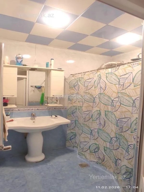 Satılır 4 otaqlı köhnə tikili 92 m²