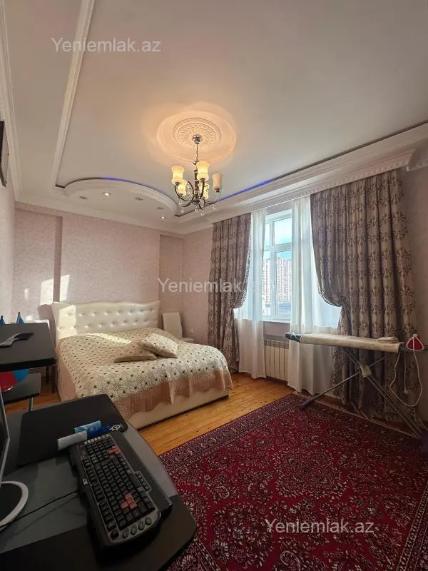 Satılır 3 otaqlı yeni tikili 101 m²
