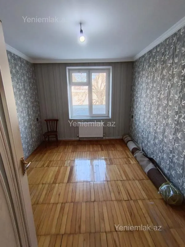 Satılır 2 otaqlı köhnə tikili 48 m²