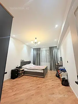 Satılır 2 otaqlı yeni tikili 76 m²