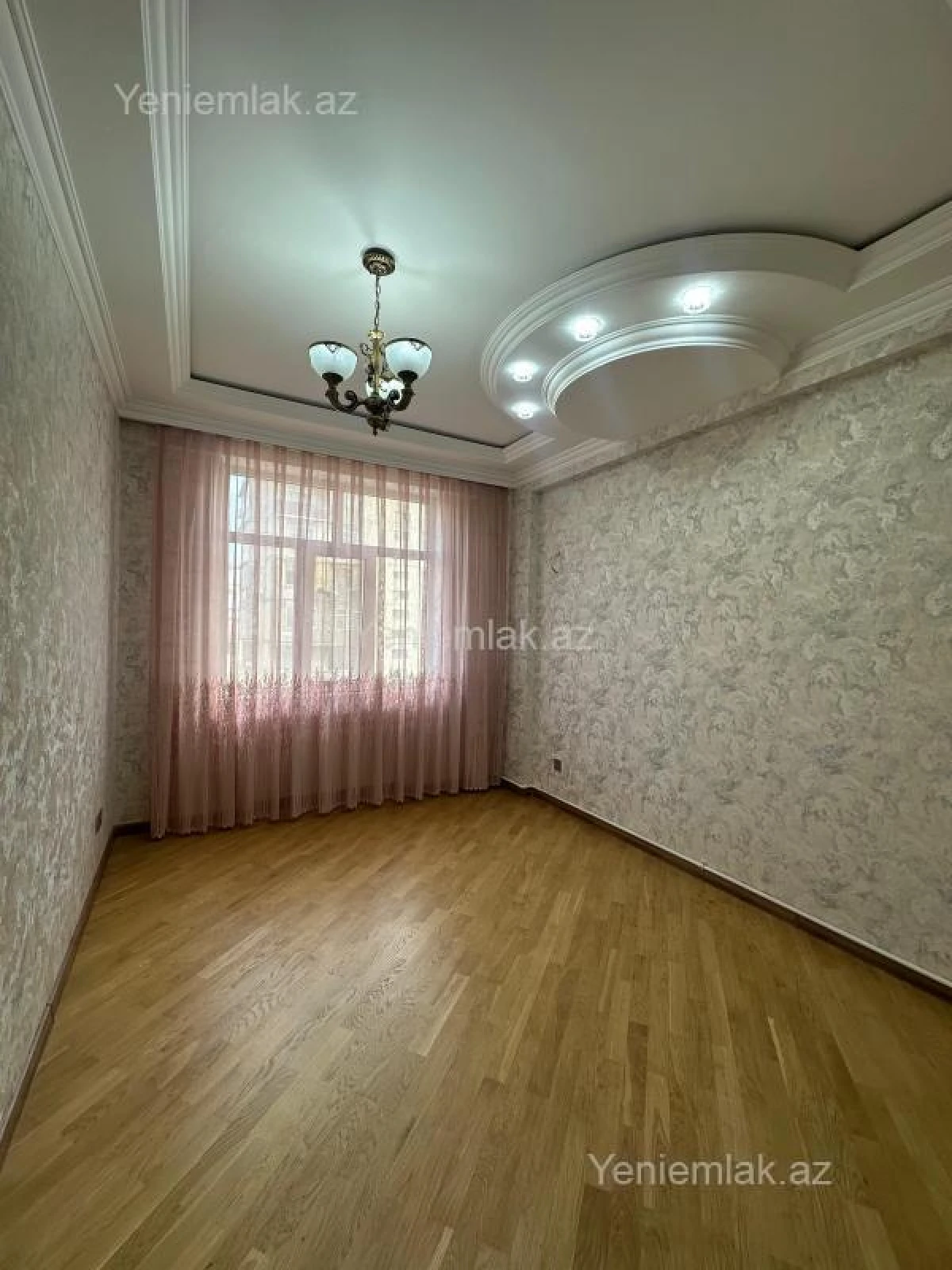 Satılır 3 otaqlı yeni tikili 95 m²