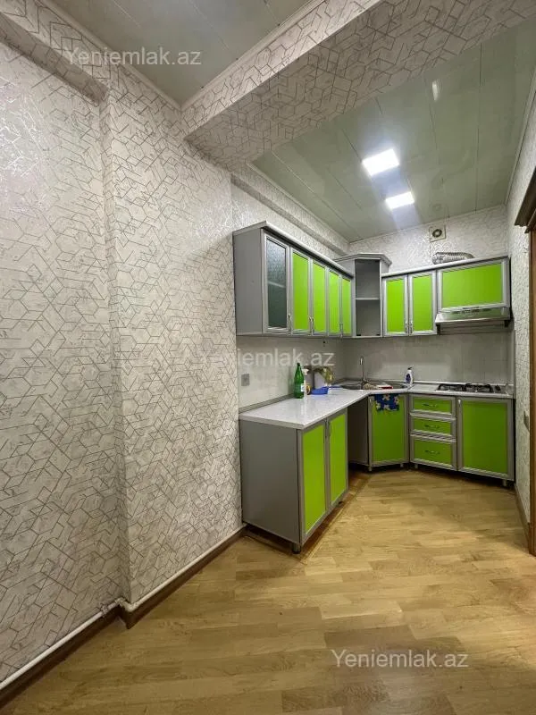 Satılır 3 otaqlı yeni tikili 95 m²