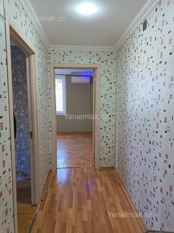 Satılır 2 otaqlı köhnə tikili 54 m²