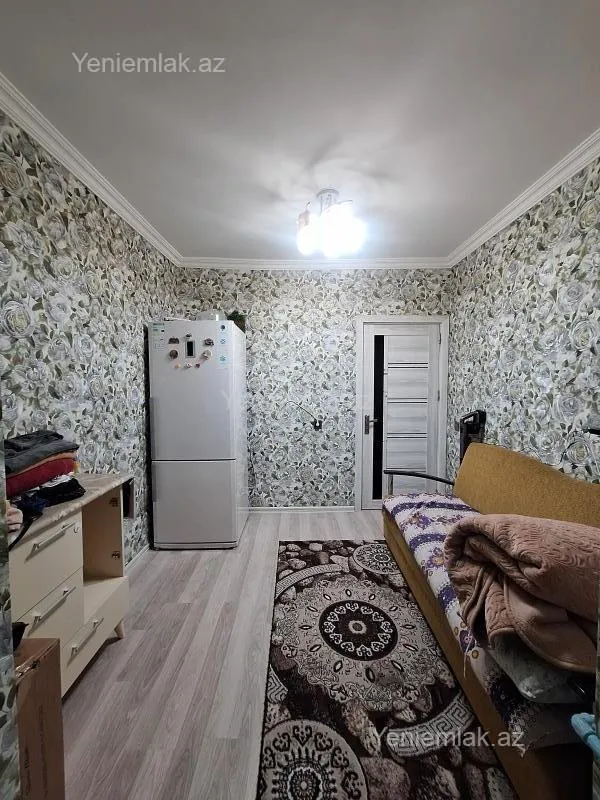 Satılır 4 otaqlı köhnə tikili 85 m²