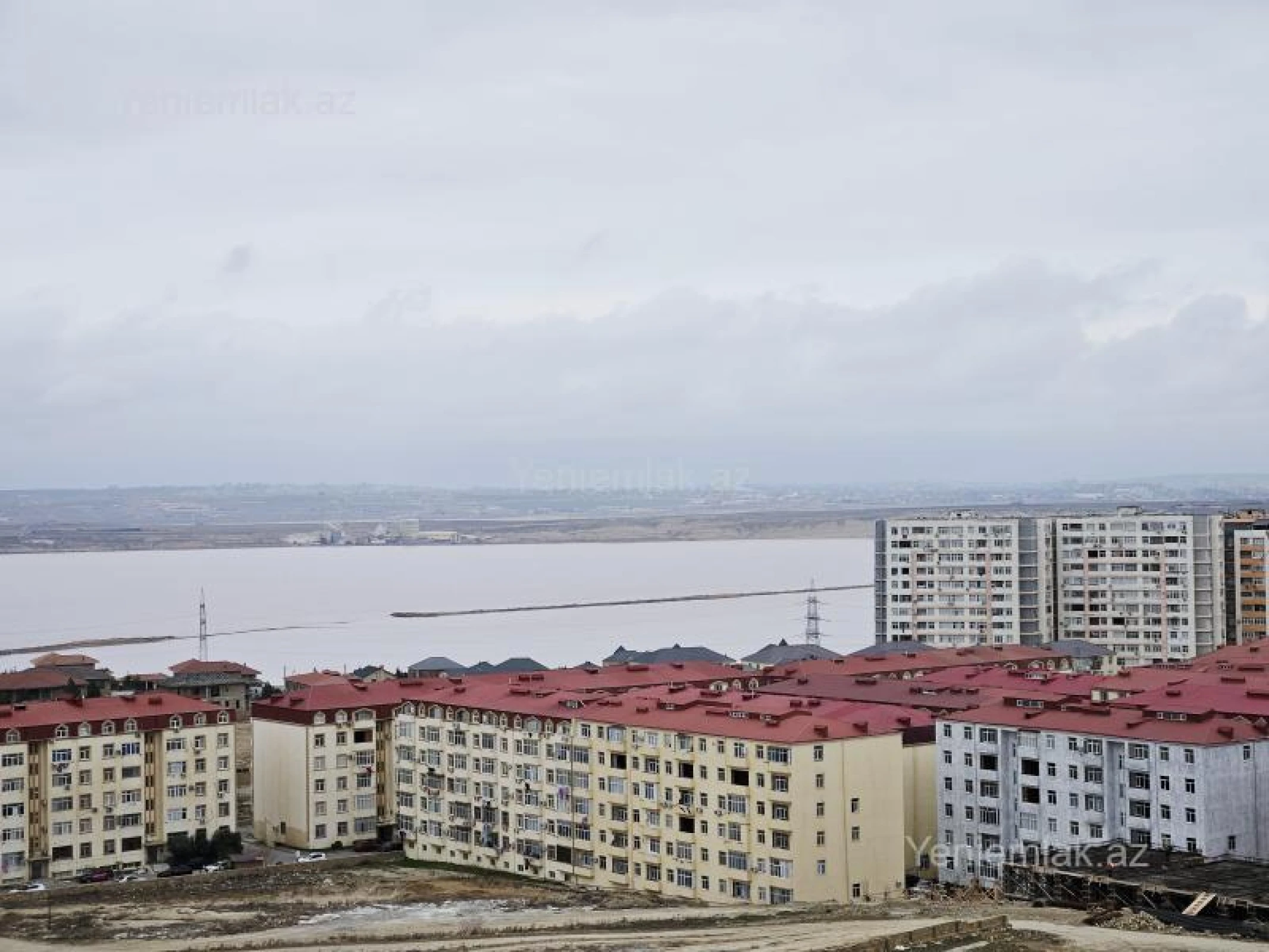 Satılır 2 otaqlı yeni tikili 60 m²