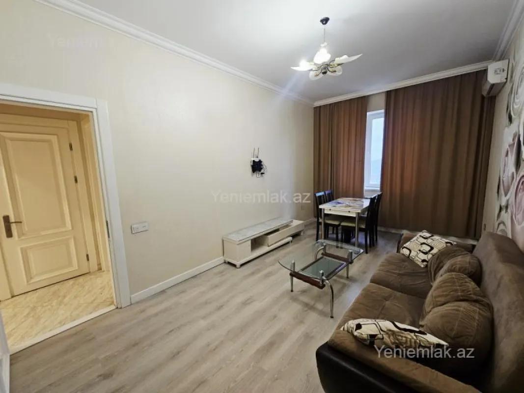 Satılır 2 otaqlı yeni tikili 60 m²