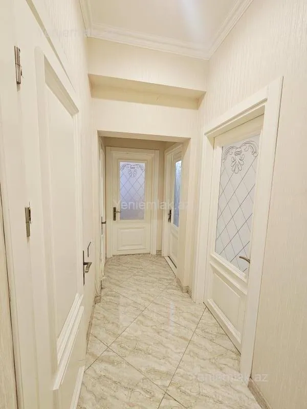 Satılır 2 otaqlı yeni tikili 60 m²