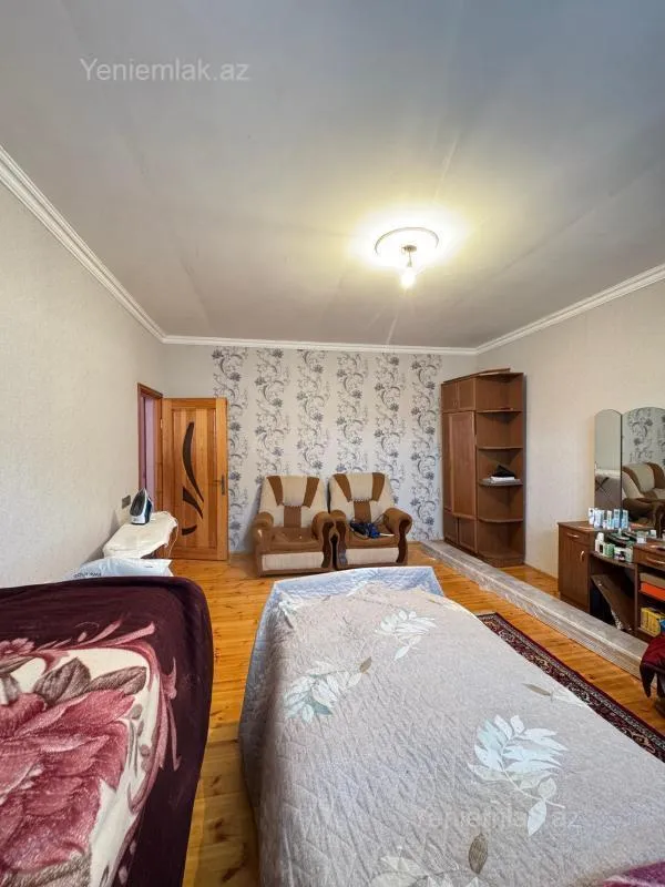 Satılır 3 otaqlı həyət evi 100 m²