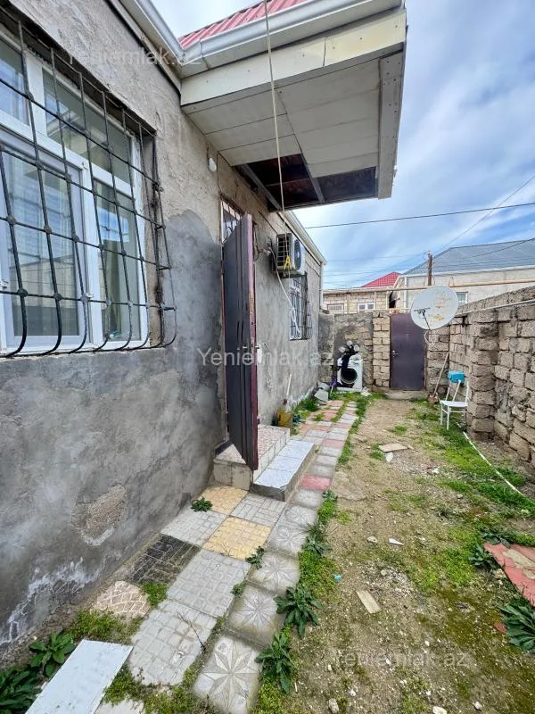 Satılır 3 otaqlı həyət evi 100 m²