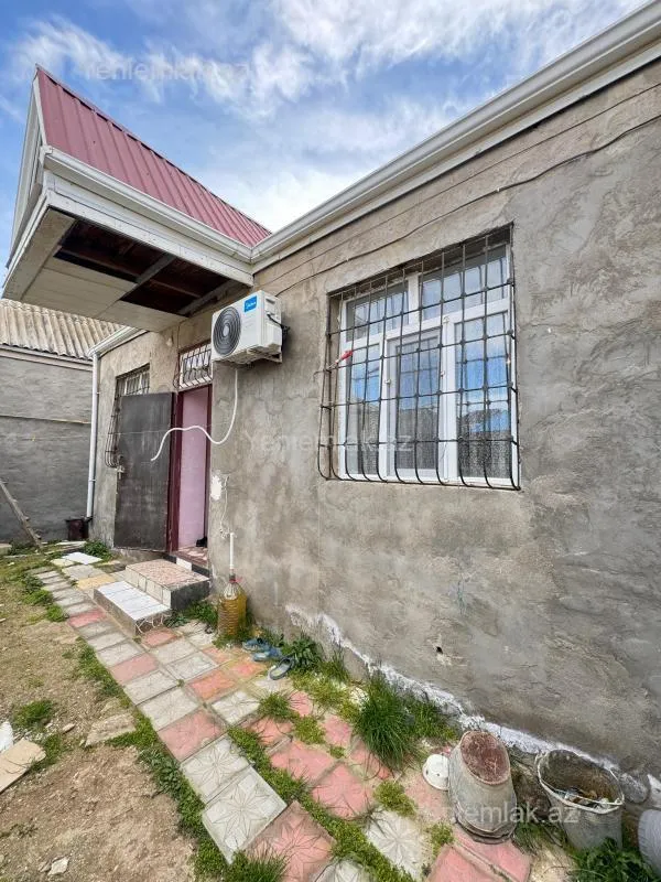 Satılır 3 otaqlı həyət evi 100 m²