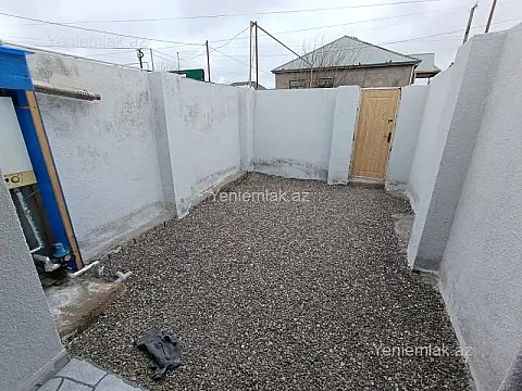 Satılır 2 otaqlı həyət evi 30 m²
