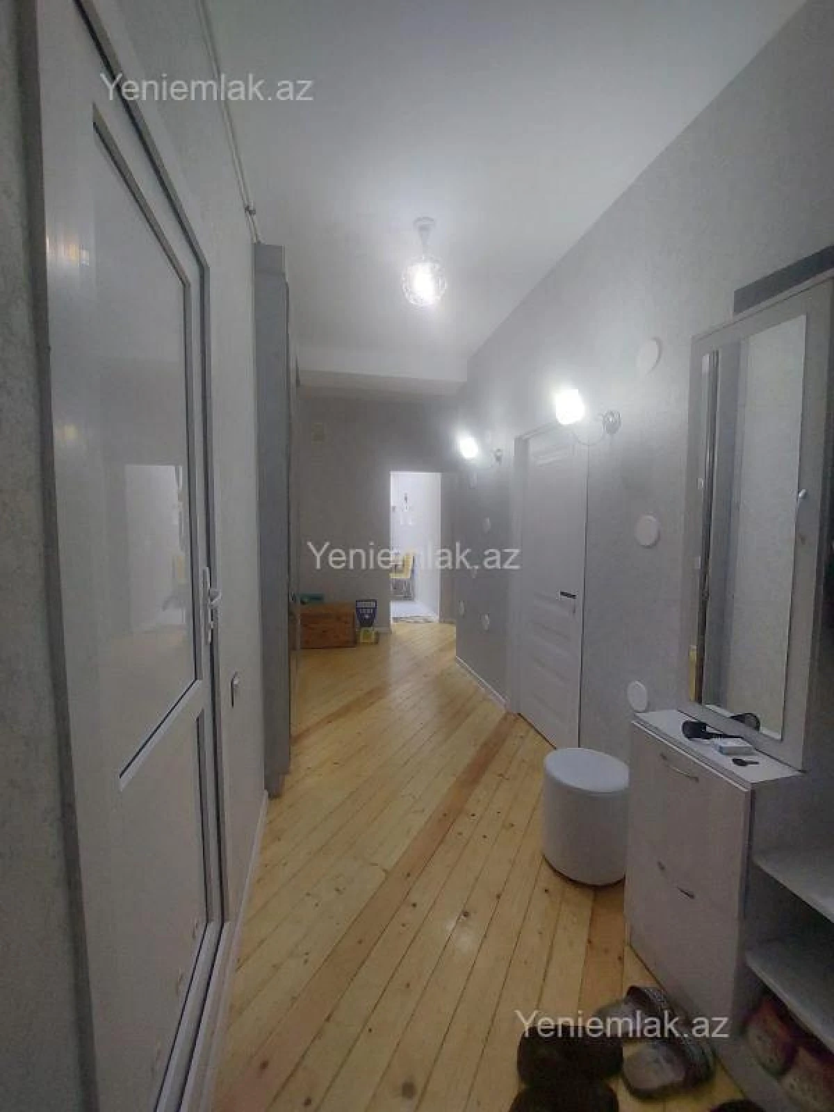 Satılır 2 otaqlı yeni tikili 71 m²