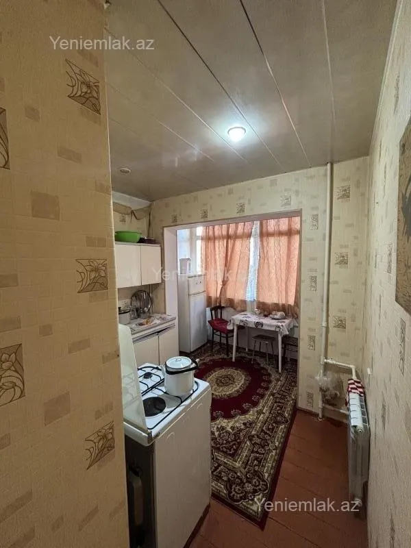 Satılır 2 otaqlı köhnə tikili 55 m²