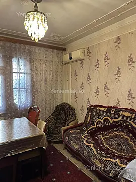 Satılır 4 otaqlı köhnə tikili 92 m²