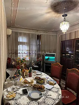 Satılır 4 otaqlı köhnə tikili 92 m²
