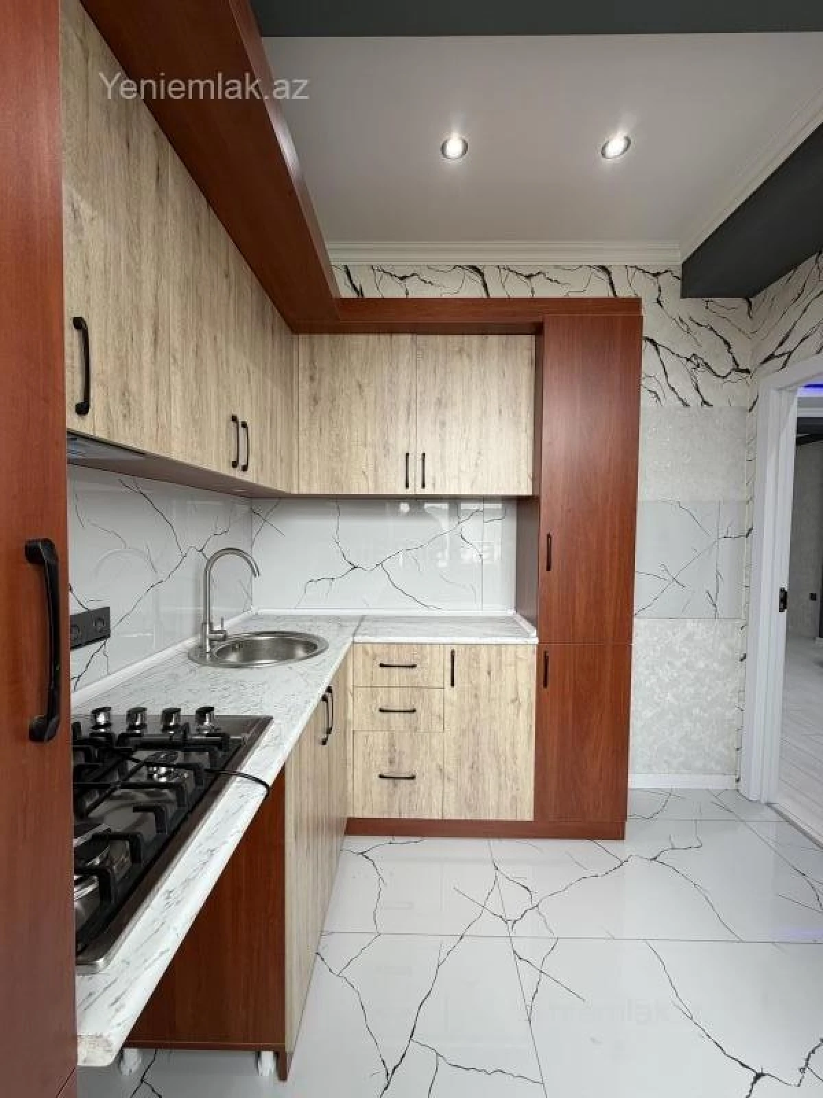 Satılır 2 otaqlı yeni tikili 58 m²