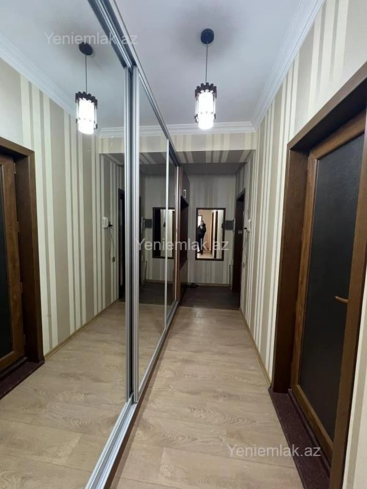 Satılır 3 otaqlı yeni tikili 120 m²