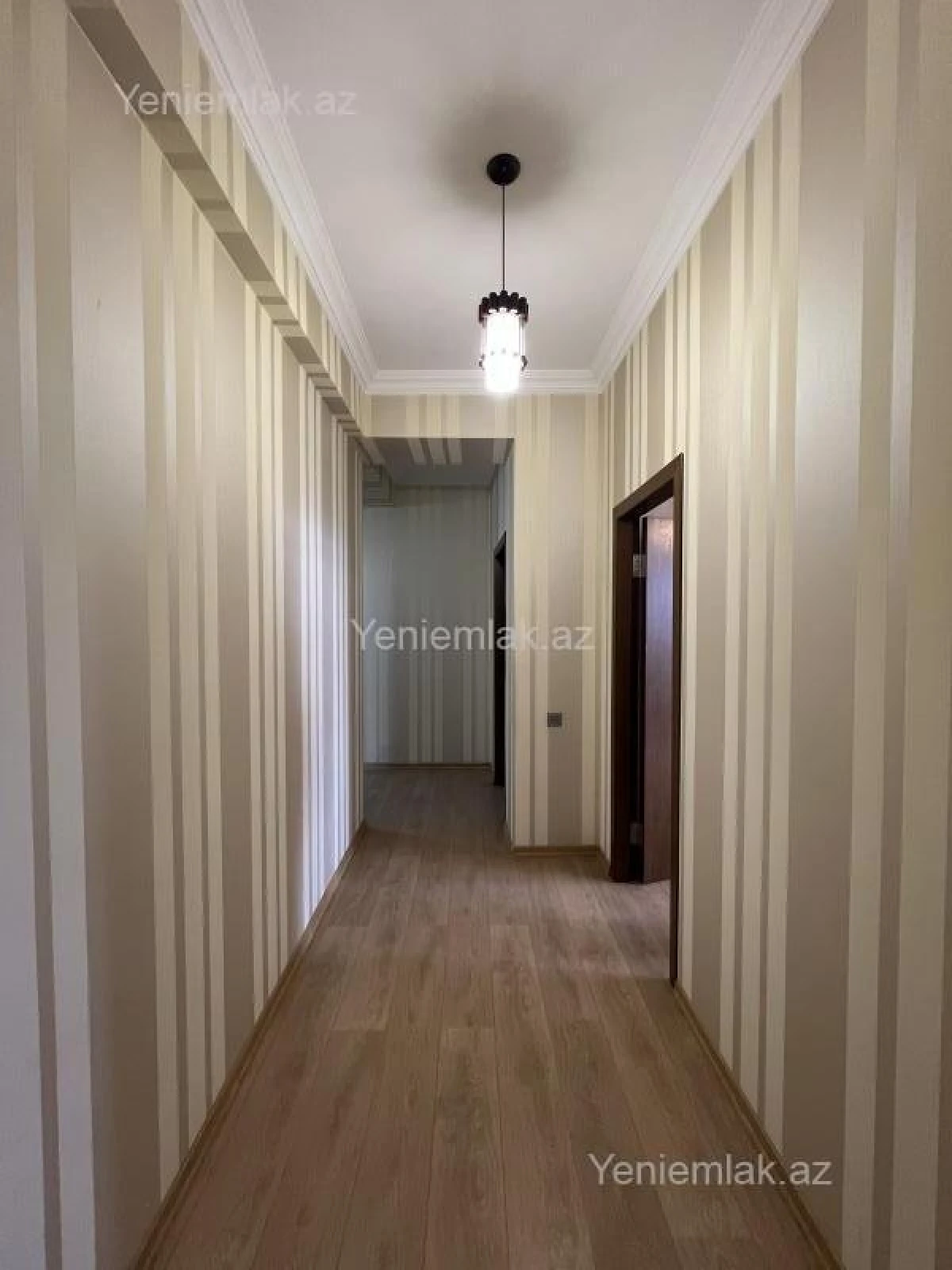 Satılır 3 otaqlı yeni tikili 120 m²