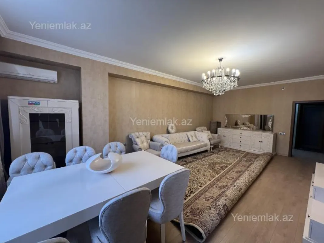 Satılır 3 otaqlı yeni tikili 120 m²