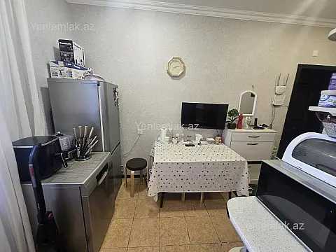 Satılır 3 otaqlı köhnə tikili 63.9 m²