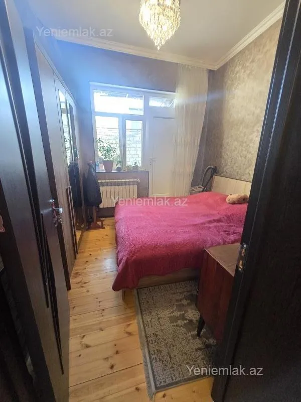 Satılır 3 otaqlı köhnə tikili 63.9 m²