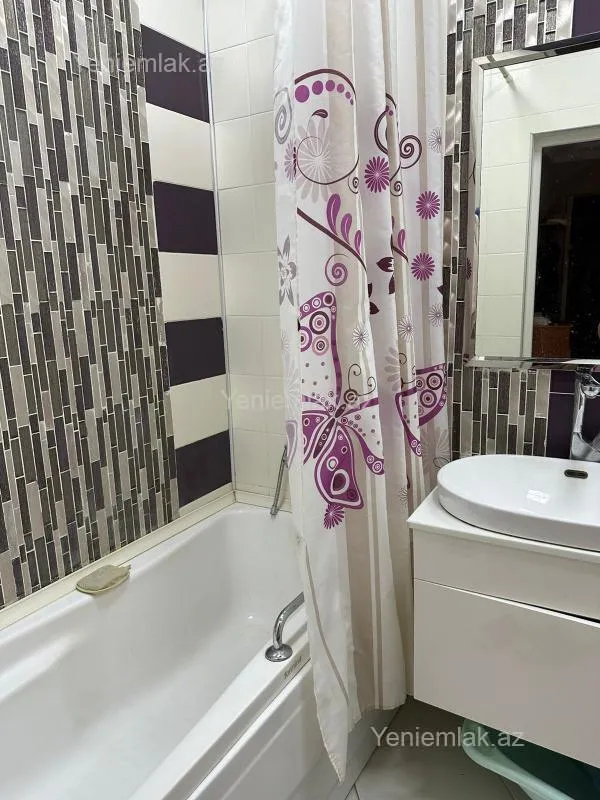 Satılır 3 otaqlı köhnə tikili 78 m²