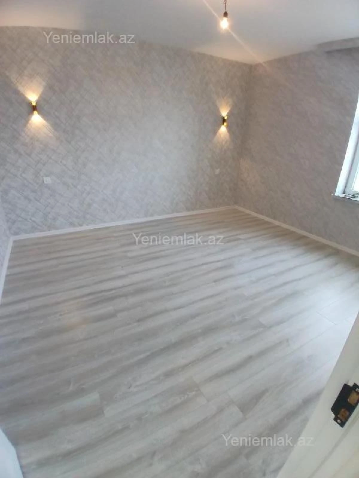 Satılır 5 otaqlı həyət evi 300 m²