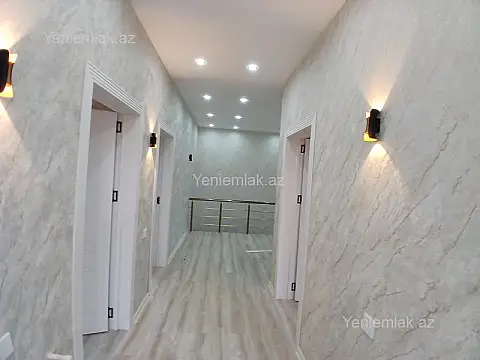 Satılır 5 otaqlı həyət evi 300 m²