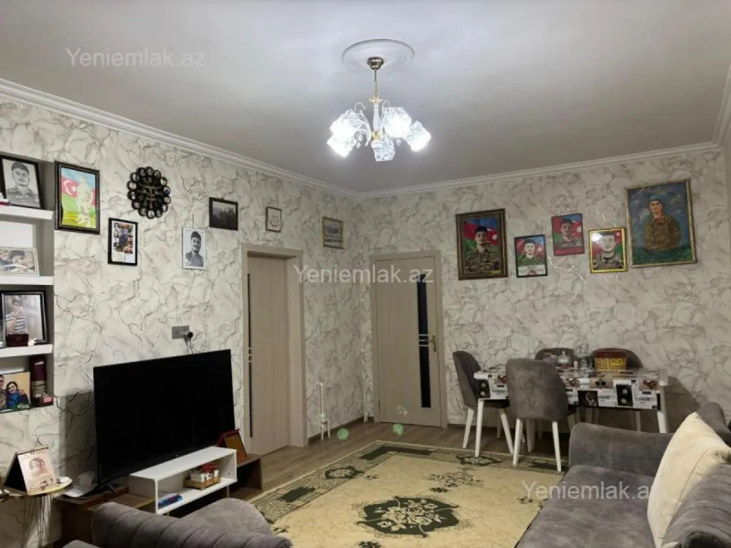Satılır 7 otaqlı həyət evi 220 m²