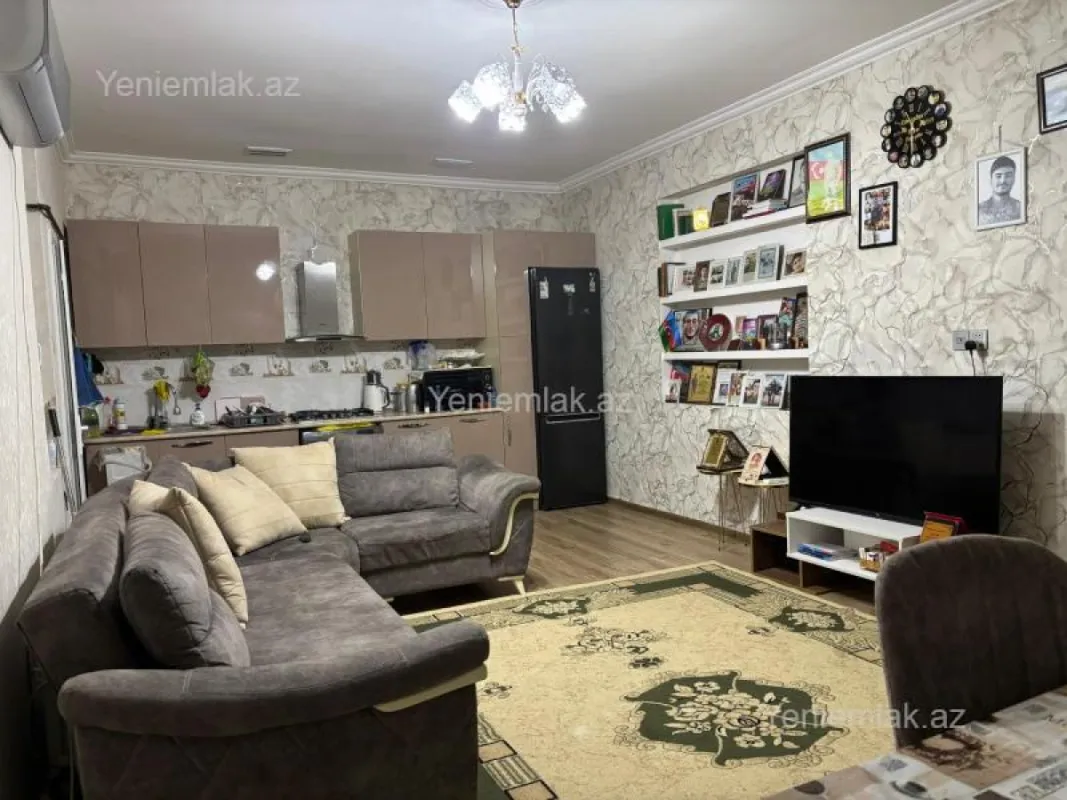 Satılır 7 otaqlı həyət evi 220 m²