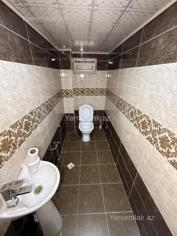Satılır 5 otaqlı həyət evi 220 m²