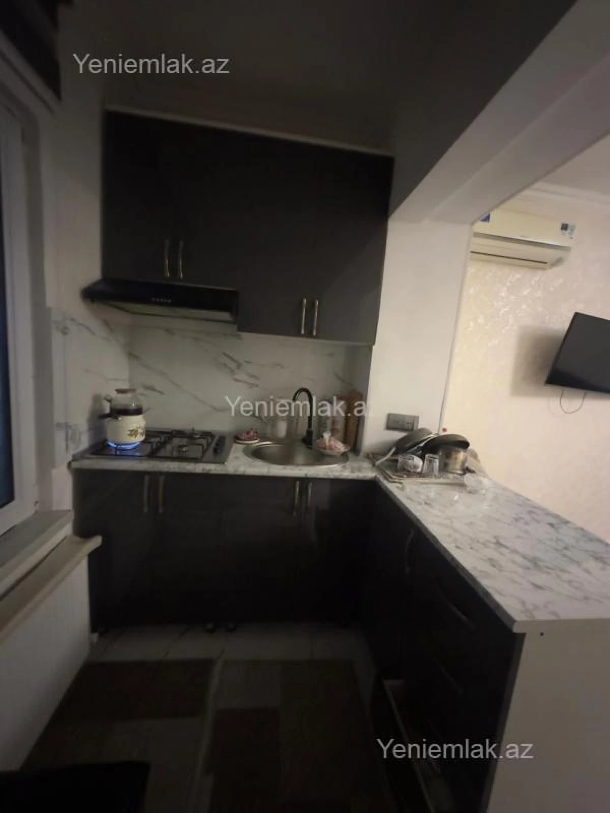 Satılır 1 otaqlı köhnə tikili 40 m²