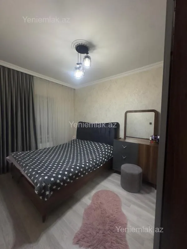Satılır 1 otaqlı köhnə tikili 40 m²