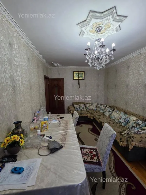 Satılır 3 otaqlı köhnə tikili 72 m²