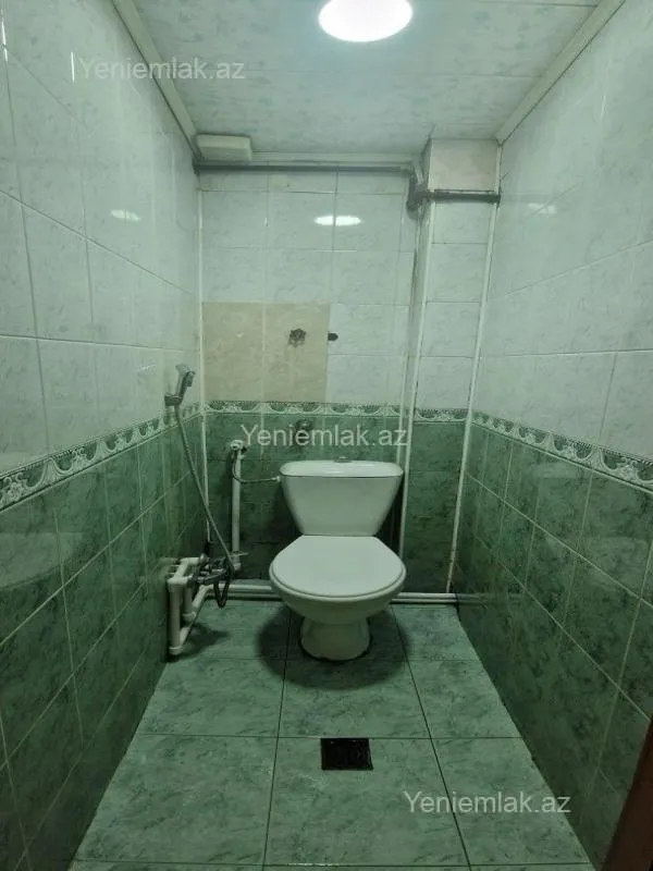 Satılır 5 otaqlı köhnə tikili 125 m²