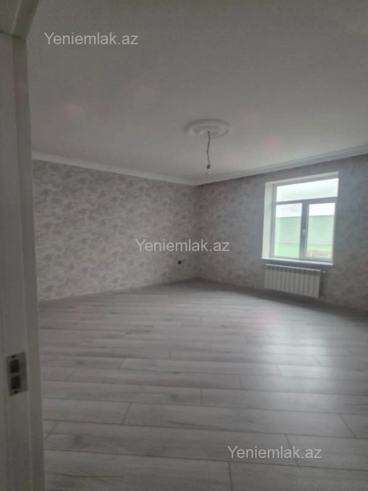 Satılır 5 otaqlı həyət evi 200 m²