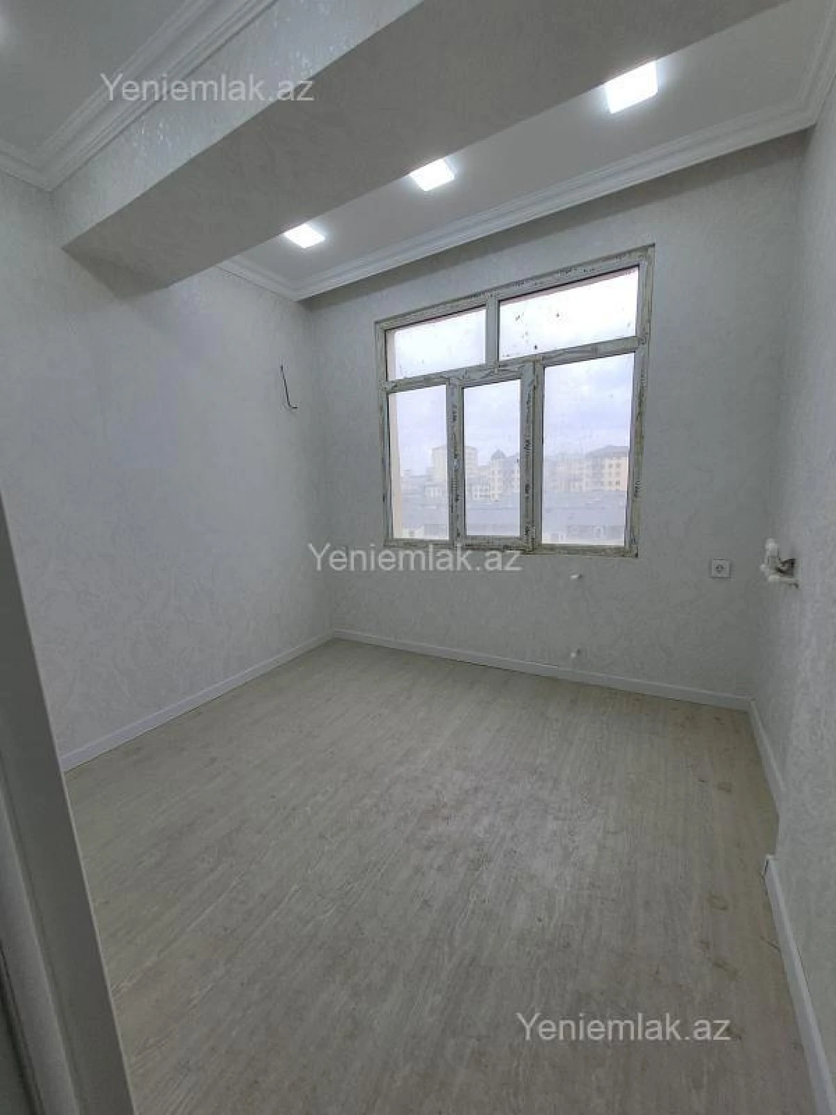 Satılır 2 otaqlı yeni tikili 36 m²