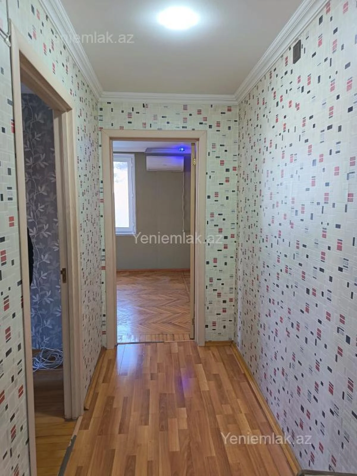 Satılır 2 otaqlı köhnə tikili 58 m²
