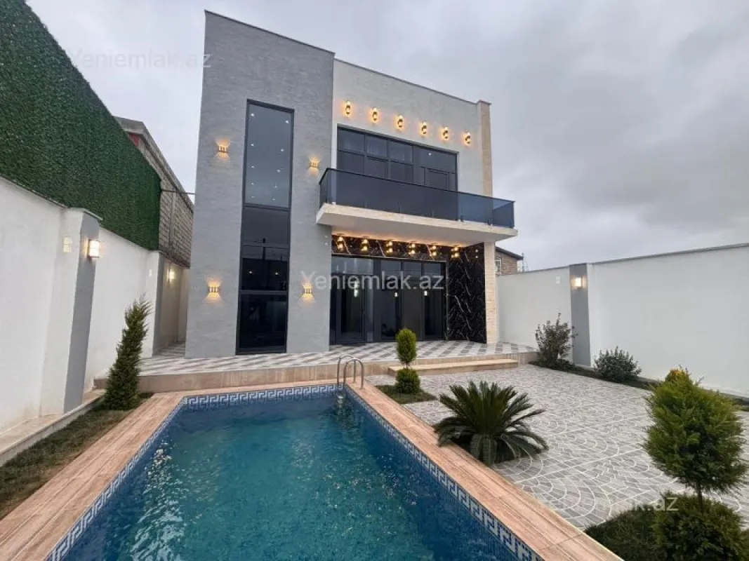 Satılır 4 otaqlı həyət evi 275 m²