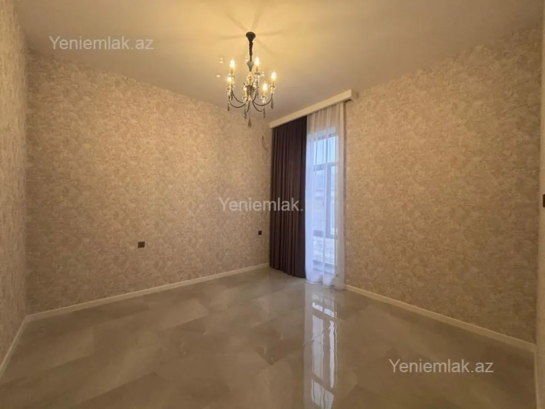 Satılır 4 otaqlı həyət evi 275 m²