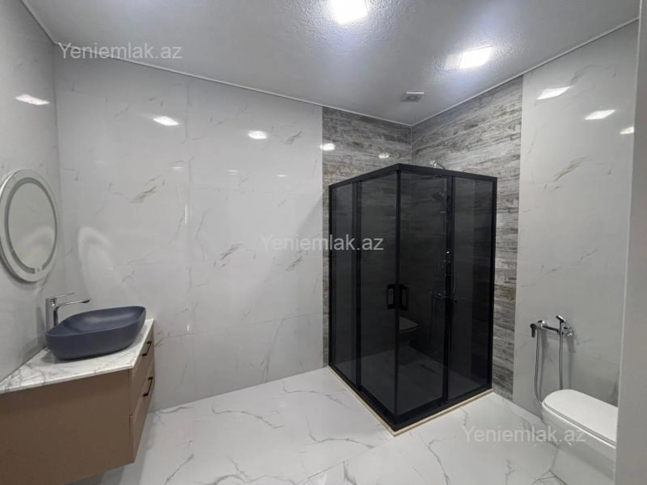 Satılır 4 otaqlı həyət evi 275 m²