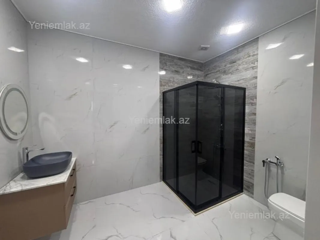 Satılır 4 otaqlı həyət evi 275 m²