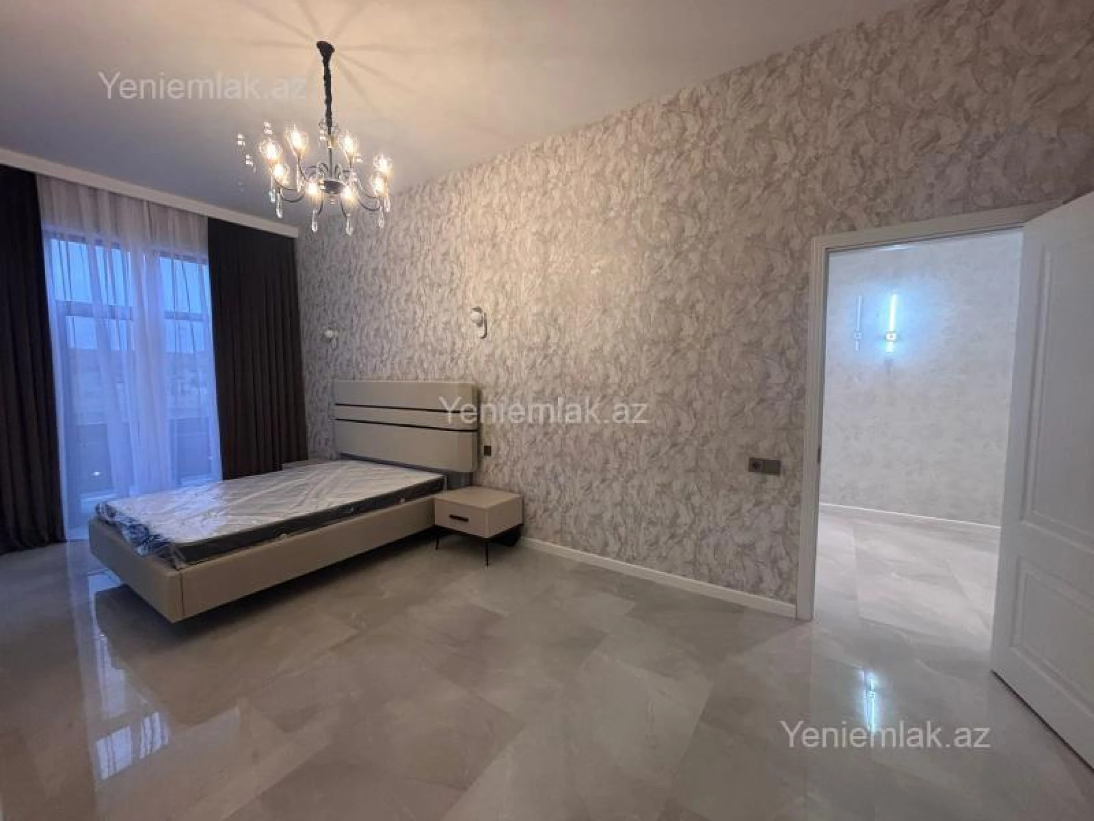 Satılır 4 otaqlı həyət evi 275 m²