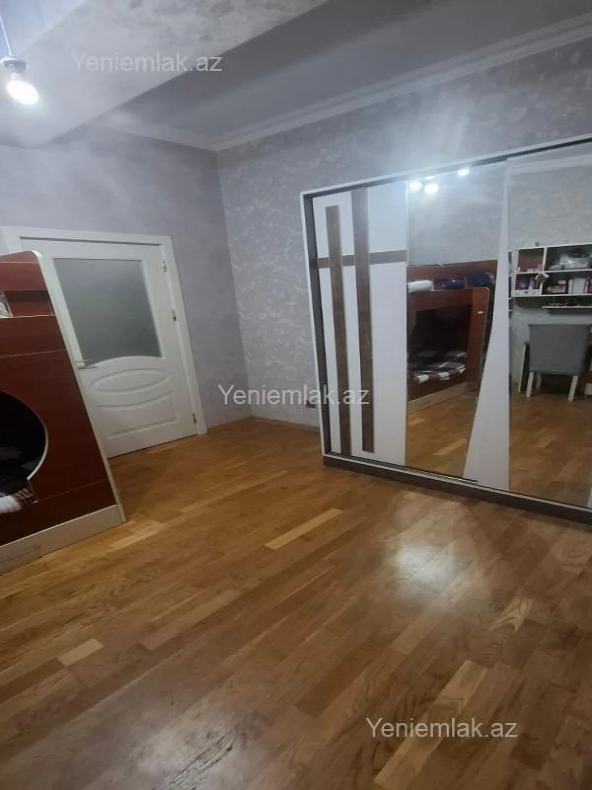 Satılır 3 otaqlı yeni tikili 67 m²