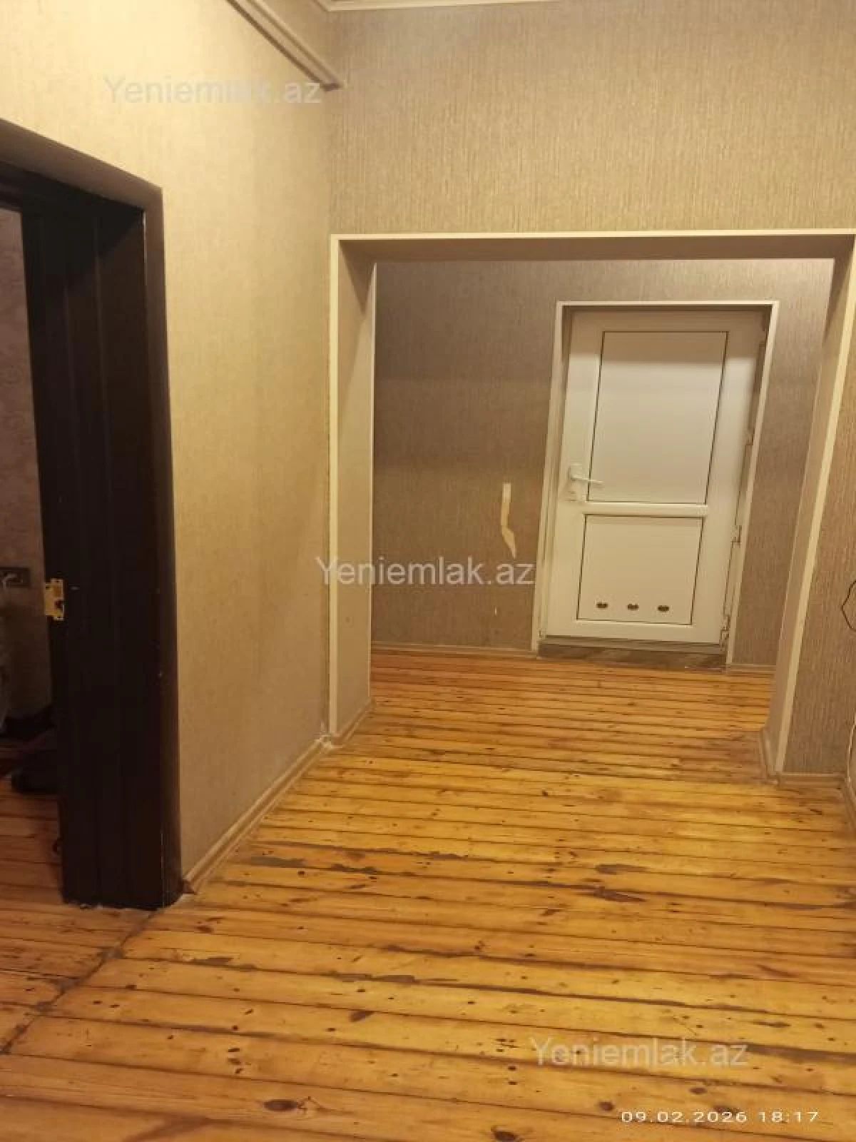 Satılır 2 otaqlı köhnə tikili 52 m²